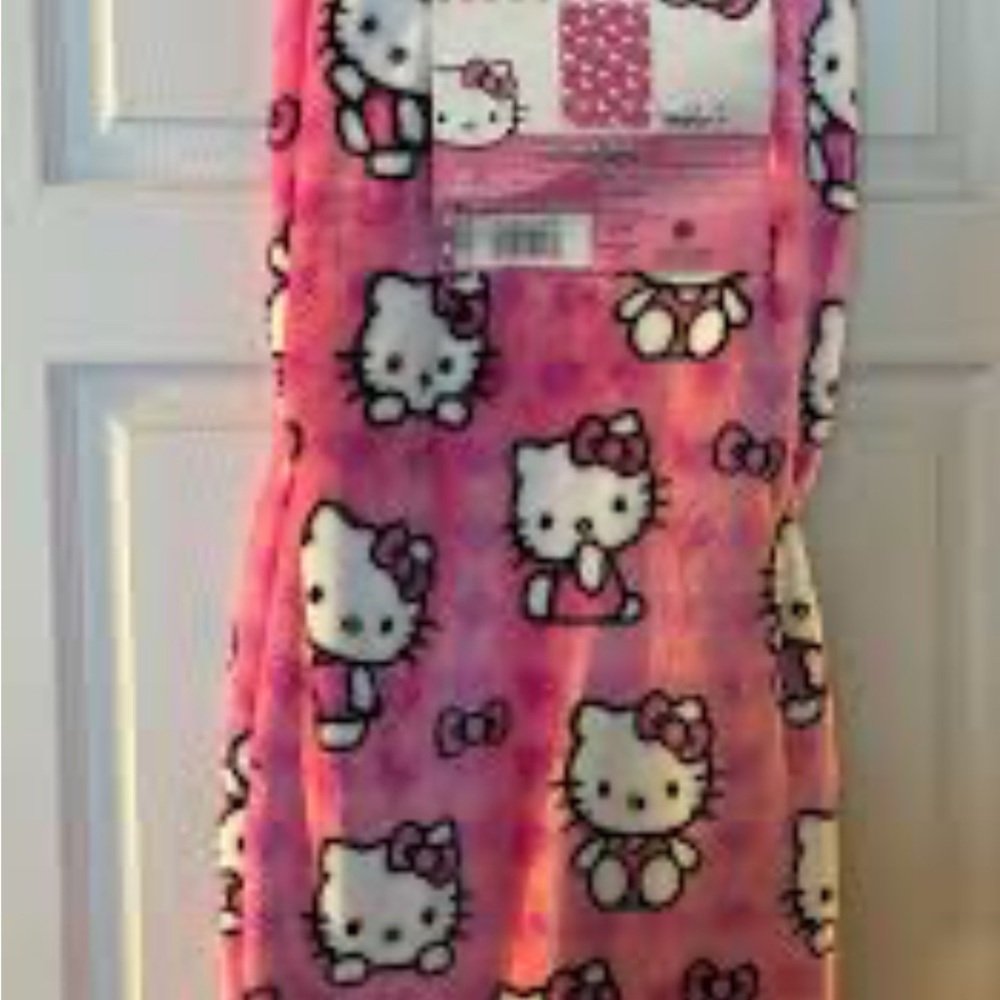 Hello Kitty Pink Plush Throw